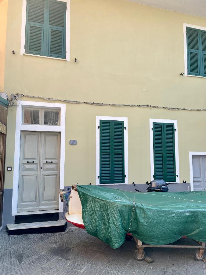 Salty Dreams Manarola Hotel Екстериор снимка